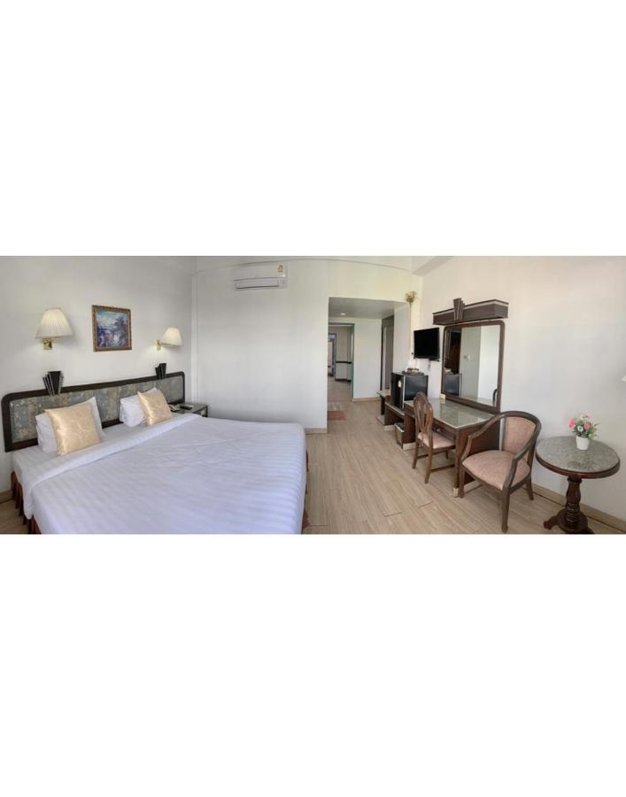 Thaihotel Nakorn Si Thammarat Накхонсітхаммарат Екстер'єр фото
